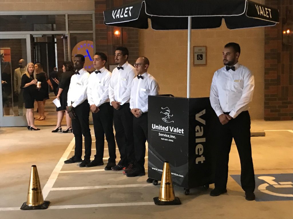 restaurant valet jobs near me